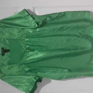 Layne Bryant silky emerald green empire blouse. 22/24 short sleeved